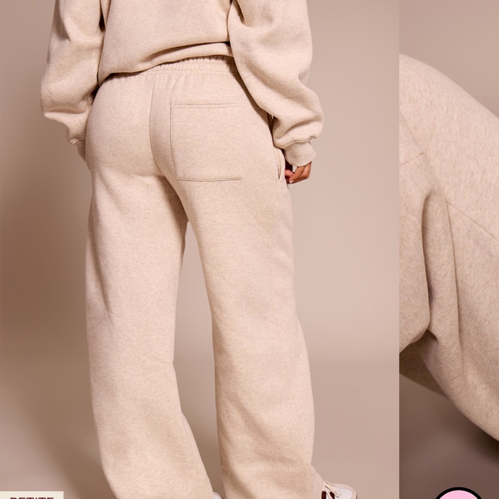 PrettyLittleThing Women's PETITE oatmeal Sweatpants